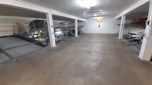 Tiefgarage - 
