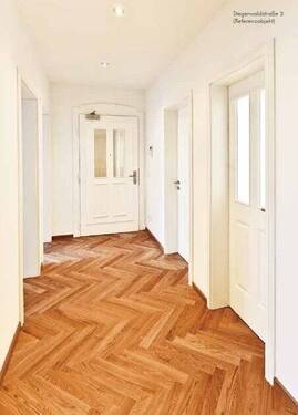 Diele - Referenz - Energetisch sanierter Altbau - 2-Raum-WE - West-Balkon, FBH, Parkett, CAT-7 Netzwerk