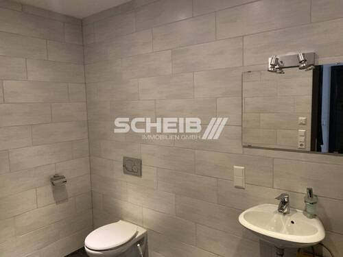 WC - Büro mit 56,00 m&sup2; in Crailsheim zur Miete