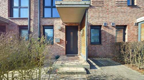 Eingang - 5 Zimmer Reihenmittelhaus zum Kaufen in Hamburg