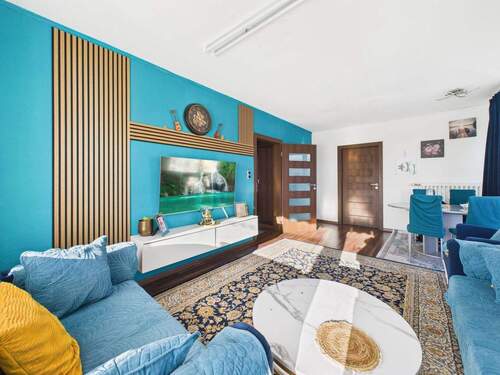 Wohnzimmer - Helle 3 Zi. Wohnung mit Balkon - 220.000,00&nbsp;EUR Kaufpreis, ca.&nbsp; 75,00&nbsp;m&sup2;&nbsp;Wohnfl&auml;che