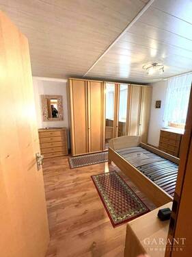 Schlafzimmer - 2 Zimmer Etagenwohnung in Ostelsheim