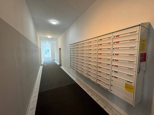 Briefkastenanlage EG.JPG - 