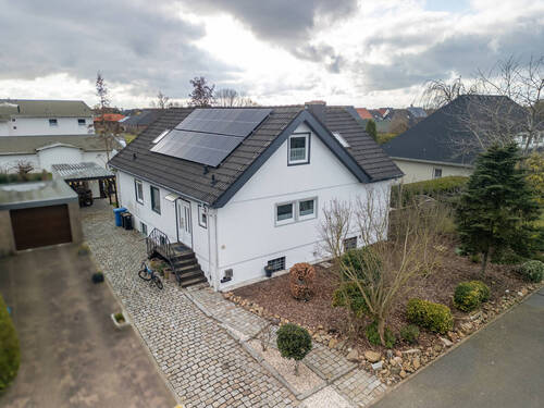 Bild 1 - Wurster Nordseeküste - Dorum Großzügiges Einfamilienhaus mit Aufteilungsmöglichkeit
