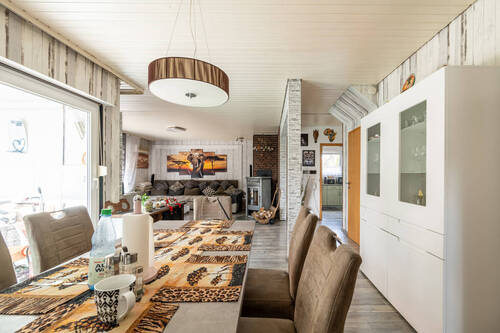Essbereich und Wohnzimmer - 