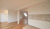 Wohnküche - Referenz - Dachtraum im sanierten Erstbezug - 2-Raum-WE - West-Balkon, FBH, Parkett, CAT-7 Netzwerk