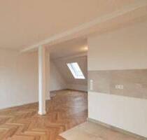 Dachtraum im sanierten Erstbezug - 2-Raum-WE - West-Balkon, FBH, Parkett, CAT-7 Netzwerk - Chemnitz Lutherviertel