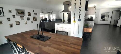 DG Wohn-/Koch-/Essber. - * Modernisiertes Zweifamilienhaus mit großem Grundstück *