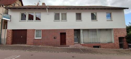 Frontansicht - Charmantes Wohn- und Geschäftshaus mit großem Garten in citynaher Lage in Warburg