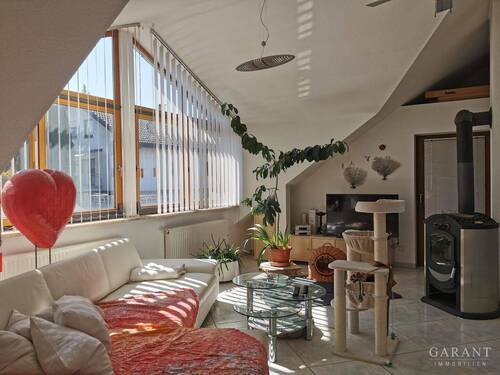 Galeriewohnung - 9 Zimmer Einfamilienhaus in Zimmern ob Rottweil