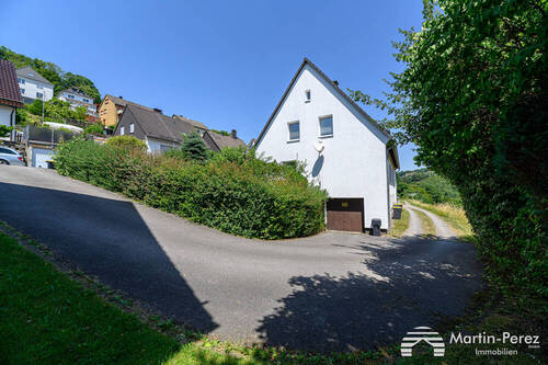 Zufahrt Garage - 