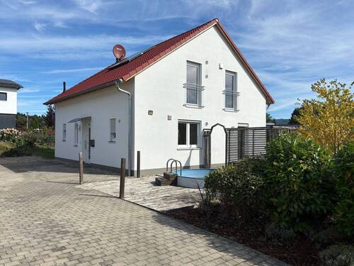 Ausenansicht.JPG - Familienglück im eigenen Zuhause