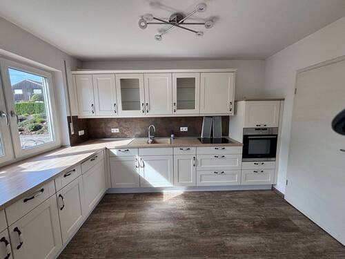 Küche (1).JPG - 4 Zimmer Mehrfamilienhaus, Wohnhaus in Haselbach