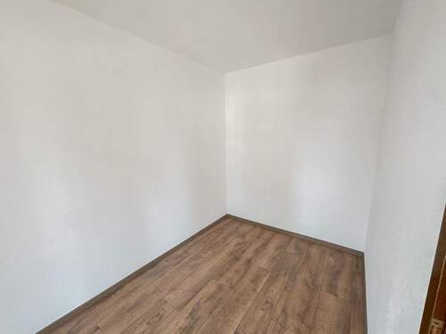 Ankleide OG Haus 3 - 