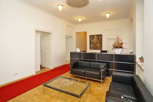 Empfang - 7 Zimmer Büro zur Miete in Dresden