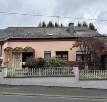 Luxus trifft Funktionalität: Einfamilienhaus mit Büro in Top-Lage - Herrstein