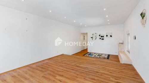 1. OG Wohnzimmer 2 - 