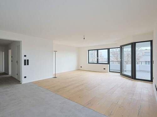 Lichtdurchfluteter Wohn- und Essbereich mit offener Küche - Etagenwohnung mit 125,00 m&sup2; in Filderstadt zum Kaufen