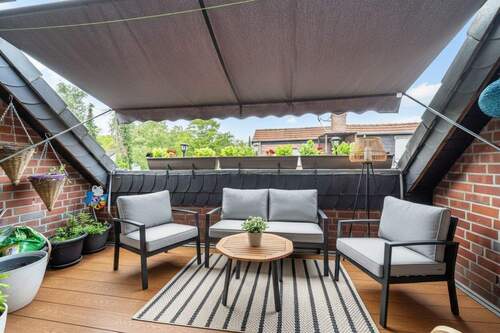 KI Loggia mit Möbeln - 