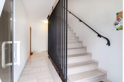 Flur - 4 Zimmer Etagenwohnung in Gütersloh