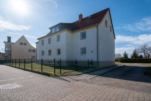 Gebäudeansicht - 2 Zimmer Etagenwohnung in Borna