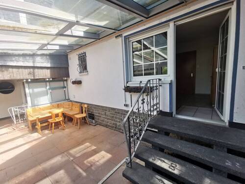 Wohnung 1 - Wintergarten u. Eingang Küche - 