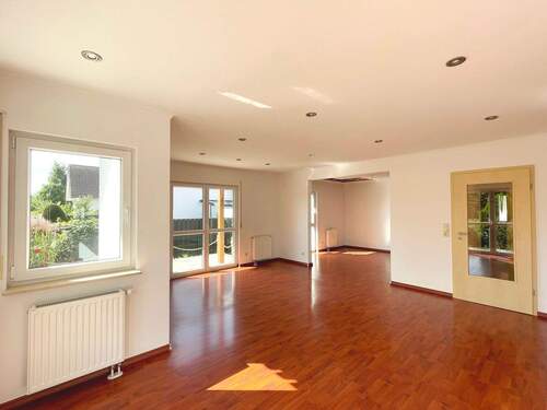 Zimmer 1 - Ansicht 2 (EG).jpg - 6 Zimmer Mehrfamilienhaus, Wohnhaus in Teltow
