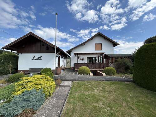 Seitenansicht (2) - 7 Zimmer Einfamilienhaus zum Kaufen in Marsberg