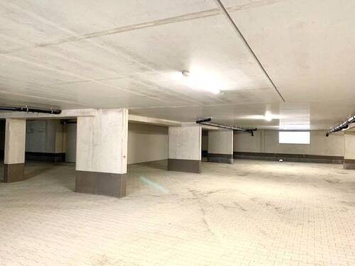 Tiefgarage - 