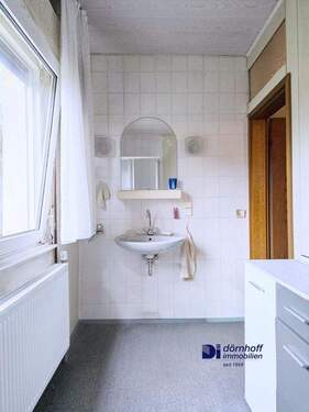 Badezimmer mit Dusche EG - 