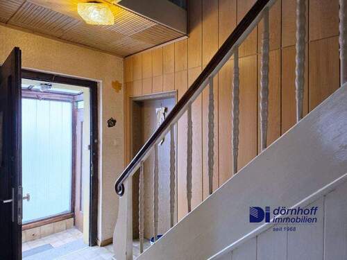 Windfang/Diele/Flur - Einfamilienhaus mit 140,00 m&sup2; in Castrop-Rauxel zum Kaufen