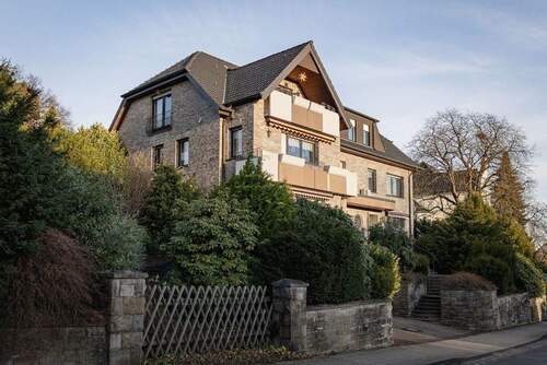 Ansicht 5-Familienhaus - Eigentumswohnung in bester Lage von Wetter-Volmarstein mit parkähnlichem Grundstück und über 190 m² Wohnfläche