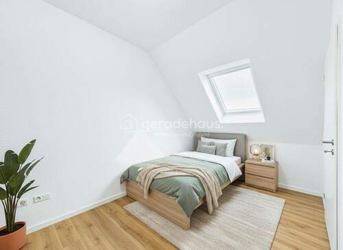 CAM03818G0-PR0072-STILL017-004.jpg - 