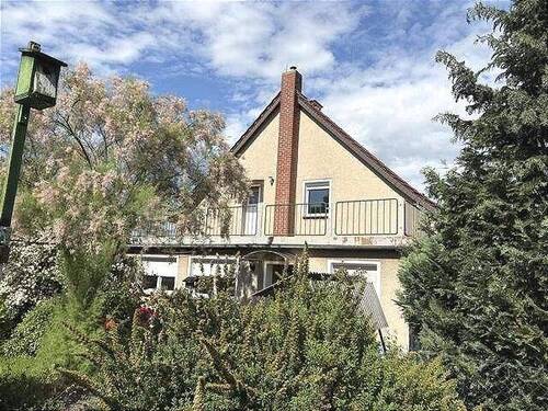 Außenansicht - 5 Zimmer Einfamilienhaus zum Kaufen in Laucha an der Unstrut