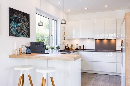 Beispiel Küche - 5 Zimmer Doppelhaushälfte zum Kaufen in Konstanz