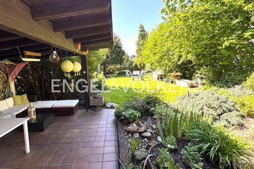 Überdachte Terrasse - 