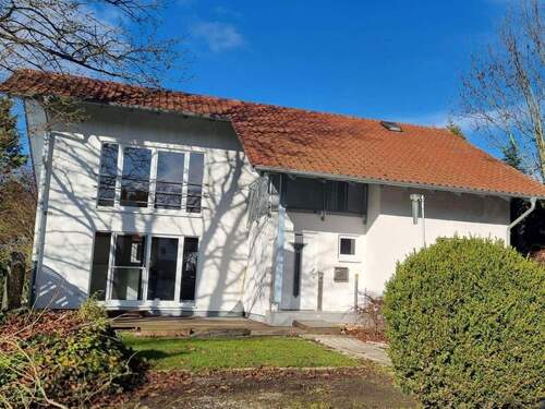 Frontansicht Wohnhaus - Freistehendes Einfamilienhaus - 509.000,00&nbsp;EUR Kaufpreis, ca.&nbsp; 137,70&nbsp;m&sup2;&nbsp;Wohnfl&auml;che