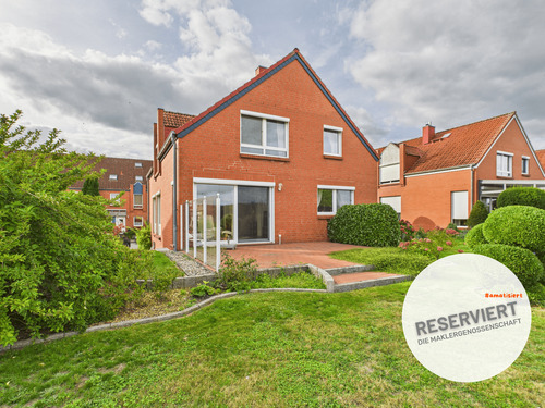Außenansicht - Modernes Einfamilienhaus mit Stör-Blick