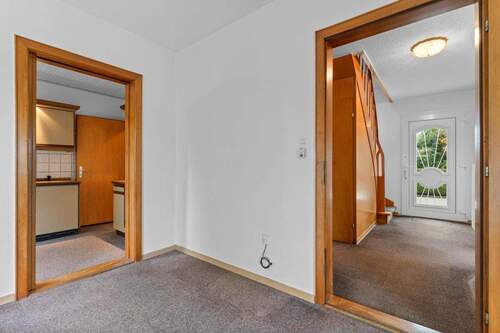 Esszimmer/Eingang - Einfamilienhaus mit 130,00 m&sup2; in Südbrookmerland zum Kaufen