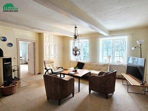 Wohnzimmer mit neuem Kaminofen - 