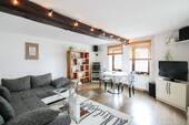 Wohnzimmer ELW - 8 Zimmer Einfamilienhaus in Ober-Mörlen