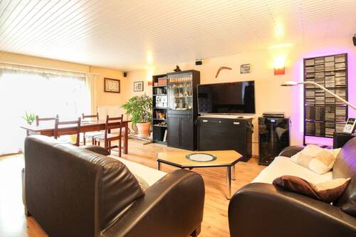 Wohnzimmer - Einfamilienhaus mit 249,00 m&sup2; in Ober-Mörlen zum Kaufen