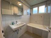 Bad - 4 Zimmer Etagenwohnung in Meeder