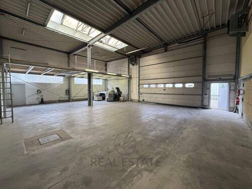 2.jpg - Halle zur Miete in Norderstedt