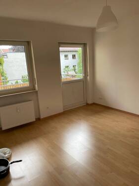 Wohnbereich - 1 Zimmer Etagenwohnung zur Miete in Nürnberg