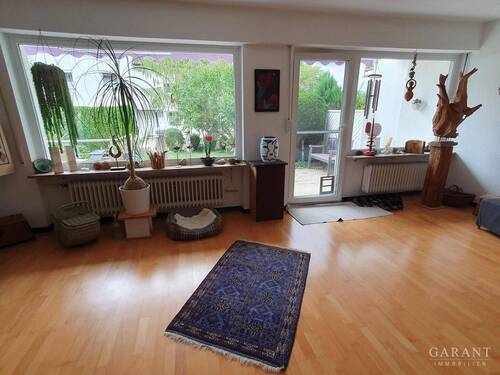 Wohnzimmer - 6 Zimmer Reihenmittelhaus zum Kaufen in Kirchheim unter Teck