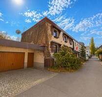 Attraktives Reihenendhaus mit zwei Einheiten, Garten und Wellnessbereich - Köln Heimersdorf