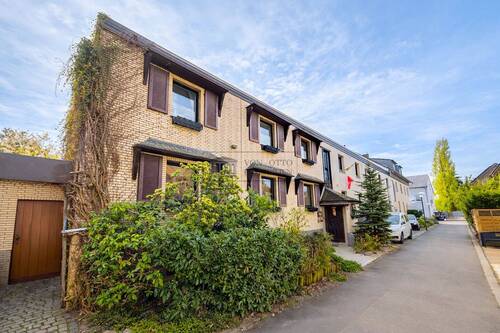Außenbereich - 1 Zimmer Mehrfamilienhaus, Wohnhaus zum Kaufen in Köln