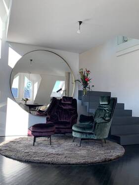 Treppe zur oberer Wohnung - 