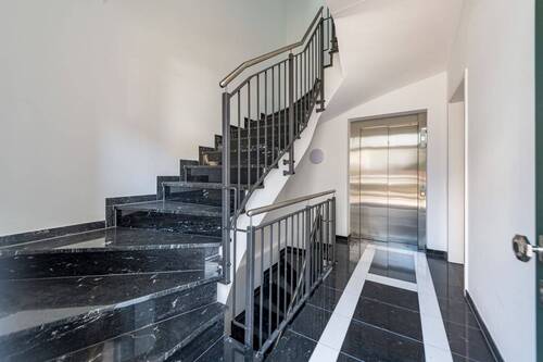 Treppenhaus EG - W1 - 